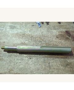 Ось колеса пресс-подборщика YK0850/YK0870/ 0890 тип 2 (под шпонку)