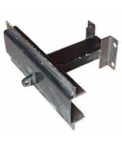 Бампер для крепления передних противовесов на трактор Уралец