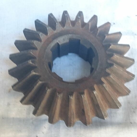 Шестерня коническая (23 зуба, 6 шлицов) Почвофреза 1GQN-100 Шестерня коническая (23 зуба, 6 шлицов) Почвофреза 1GQN-100