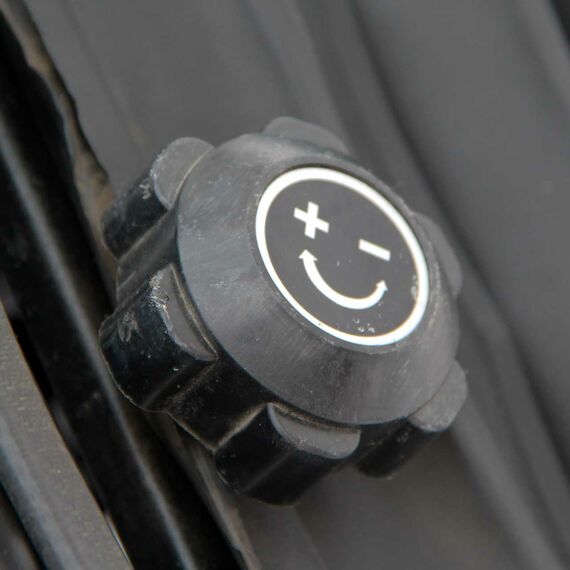 Сиденье DongFeng, Foton, Jinma, Xingtai, МТЗ от 80-180 л.с (кресло) Сиденье DongFeng, Foton, Jinma, Xingtai, МТЗ от 80-180 л.с (кресло)