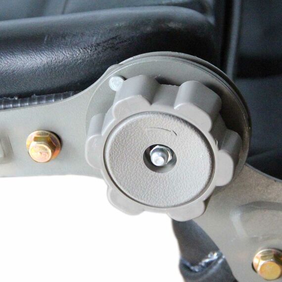 Сиденье тракторное (кресло) Сиденье тракторное (кресло)