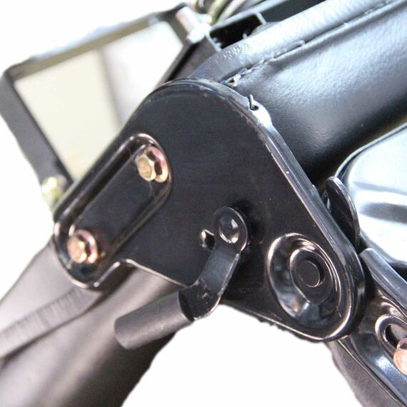 Сиденье тракторное Уралец (оригинальное) (кресло) Сиденье тракторное Уралец (оригинальное) (кресло)