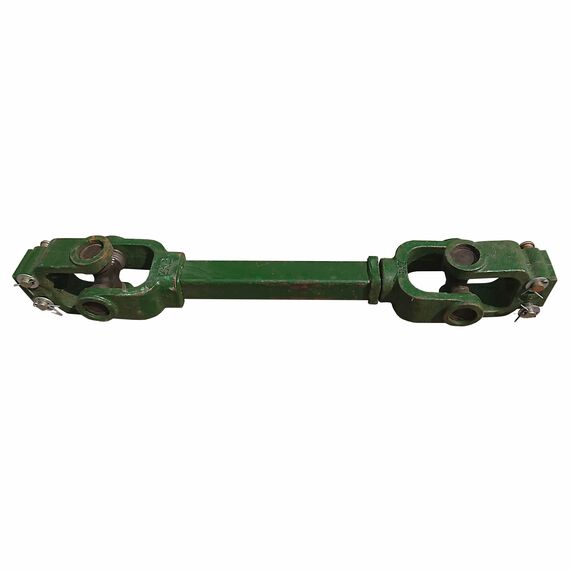 Вал карданный 8*8 шлицов, 700 мм, квадрат, крестовина 30х88 (35-60 л.с.) Вал карданный 8*8 шлицов, 700 мм, квадрат, крестовина 30х88 (35-60 л.с.)