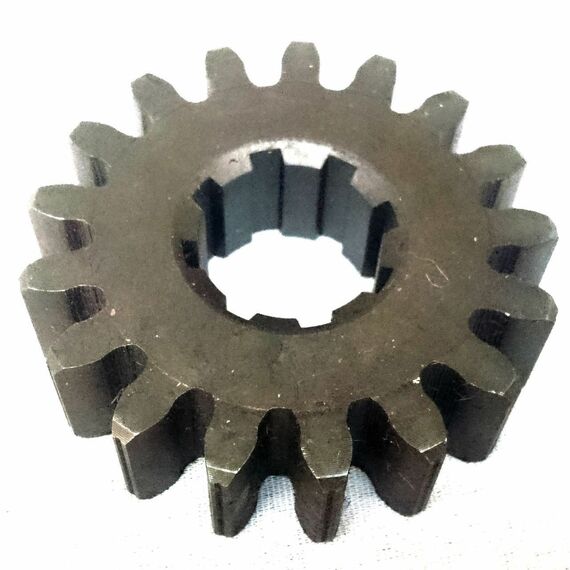 Шестерня редуктора (17 зубьев, 8 шлицов) Почвофреза 1GQN-120/140/150