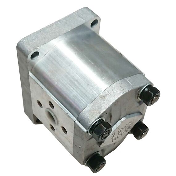 Насос шестеренчатый НШ правый CBJ-F314R / CBT-E314 (шлицевой привод, с площадкой, выходы под 180°)