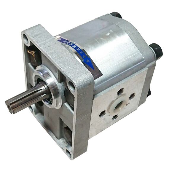 Насос шестеренчатый НШ правый CBJ-F314R / CBT-E314 (шлицевой привод, с площадкой, выходы под 180°)